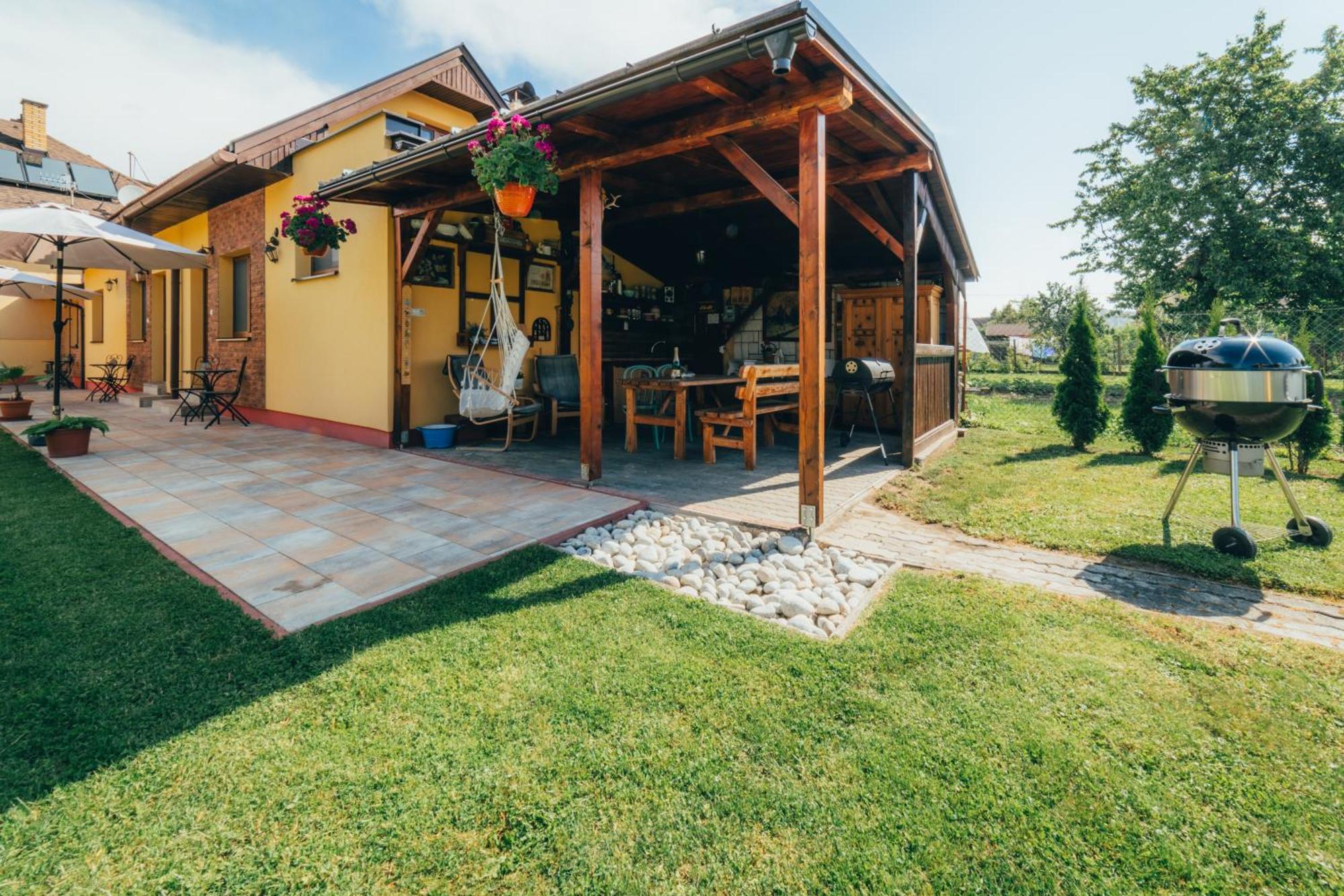 Liptovský Mikuláš Apartmany Friends Liptov מראה חיצוני תמונה