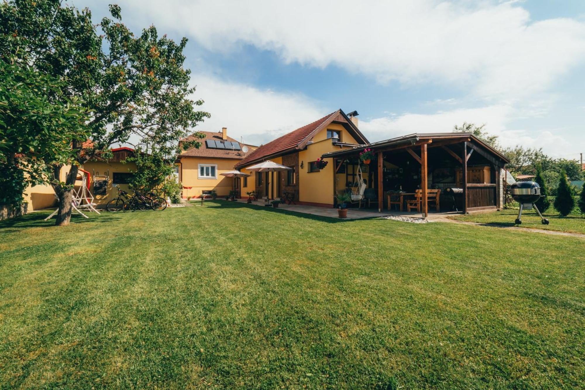 Liptovský Mikuláš Apartmany Friends Liptov מראה חיצוני תמונה